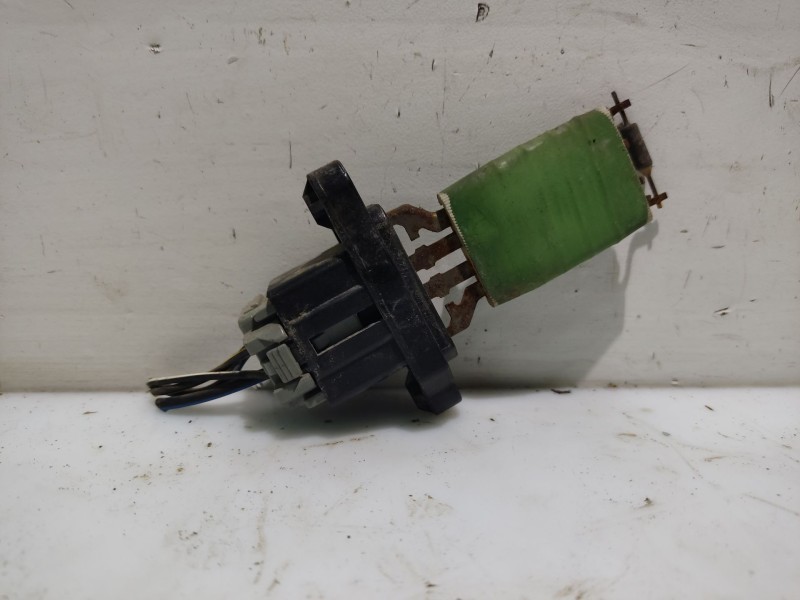 Recambio de resistencia calefaccion para ford fusion (cbk) 1.4 16v cat referencia OEM IAM 1855157  