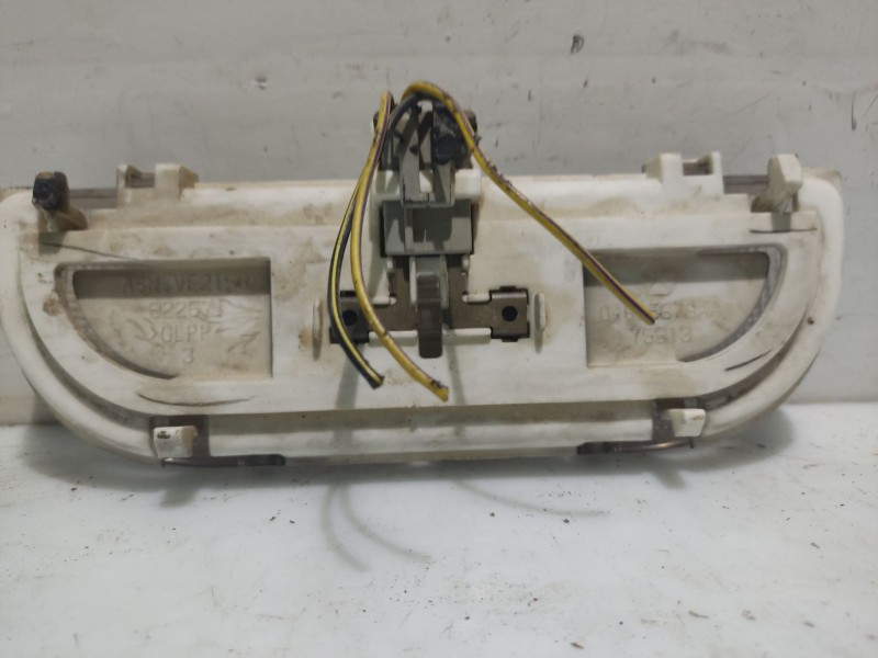 Recambio de luz interior para chrysler grand voyager referencia OEM IAM 04685678AA  