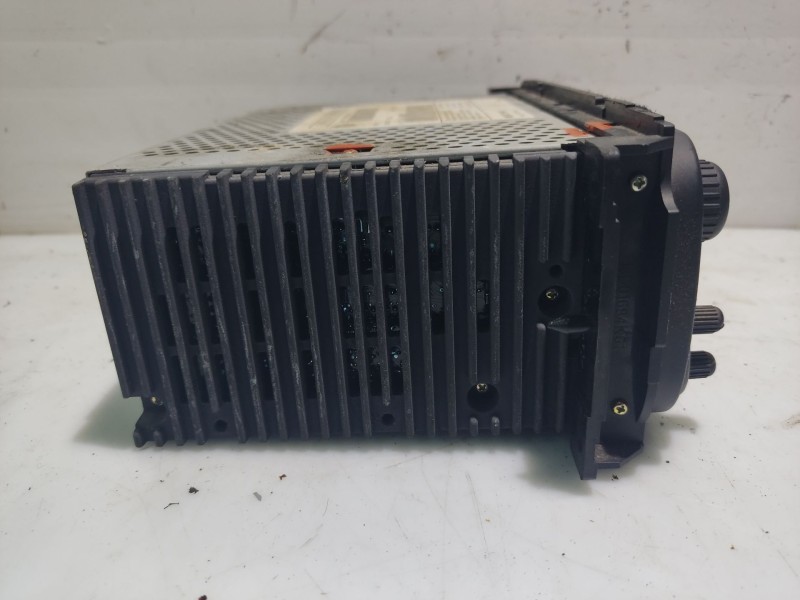 Recambio de sistema audio / radio cd para chrysler grand voyager referencia OEM IAM P05091601AE  