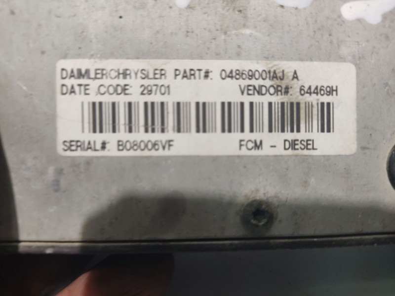 Recambio de modulo electronico para chrysler grand voyager referencia OEM IAM 04869001AJ  