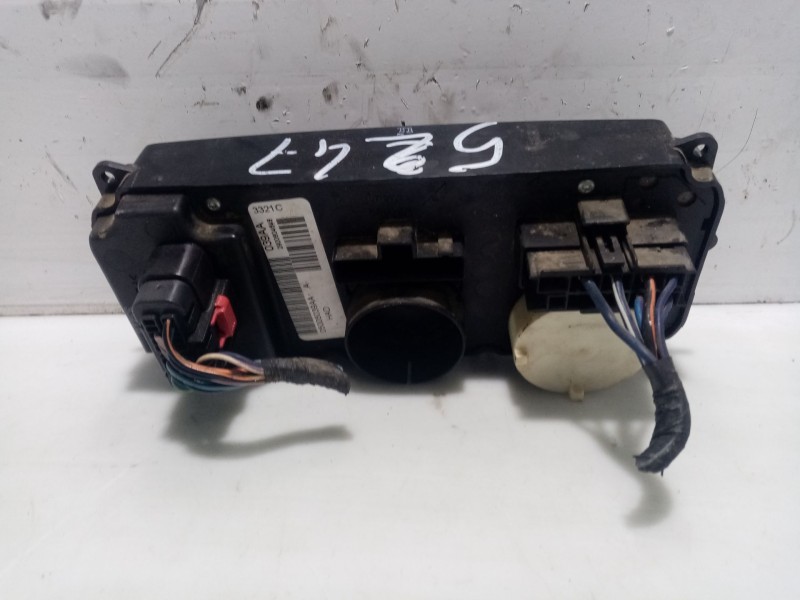 Recambio de mando calefaccion / aire acondicionado para chrysler grand voyager referencia OEM IAM   