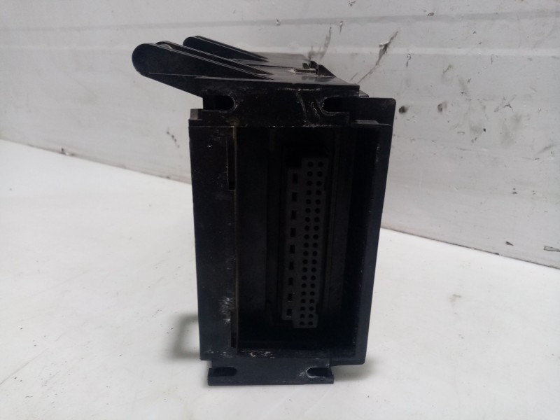 Recambio de caja reles / fusibles para chrysler grand voyager referencia OEM IAM   