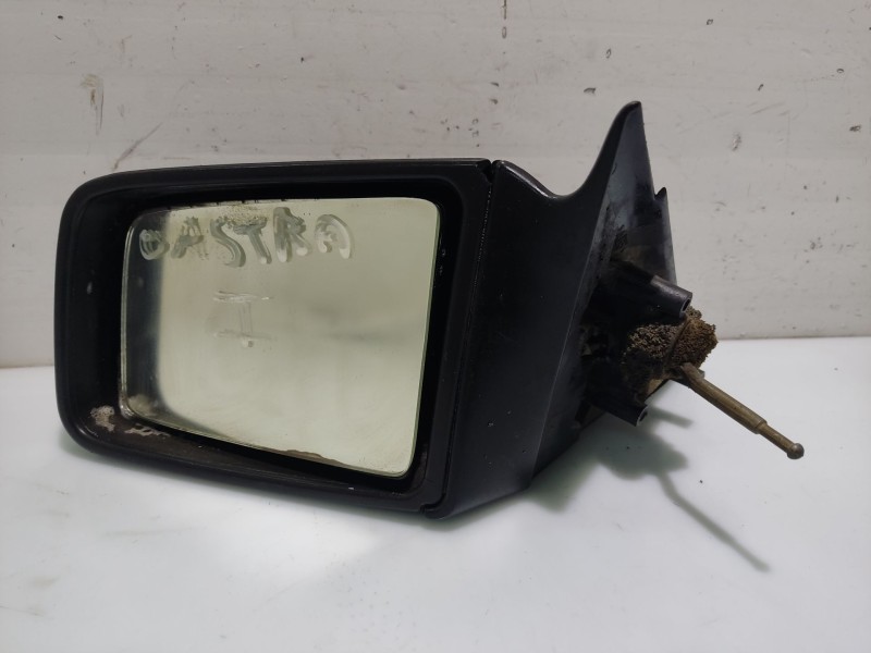 Recambio de retrovisor izquierdo para opel astra f berlina 1.6 cat referencia OEM IAM 1428073  