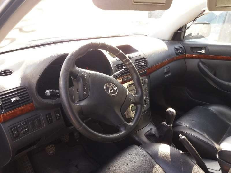 toyota avensis berlina (t25) 2.0 d-cat   |   0.03 - 0.09 | 2003 - 2009 | 116 cv / 85 kw del año 2003