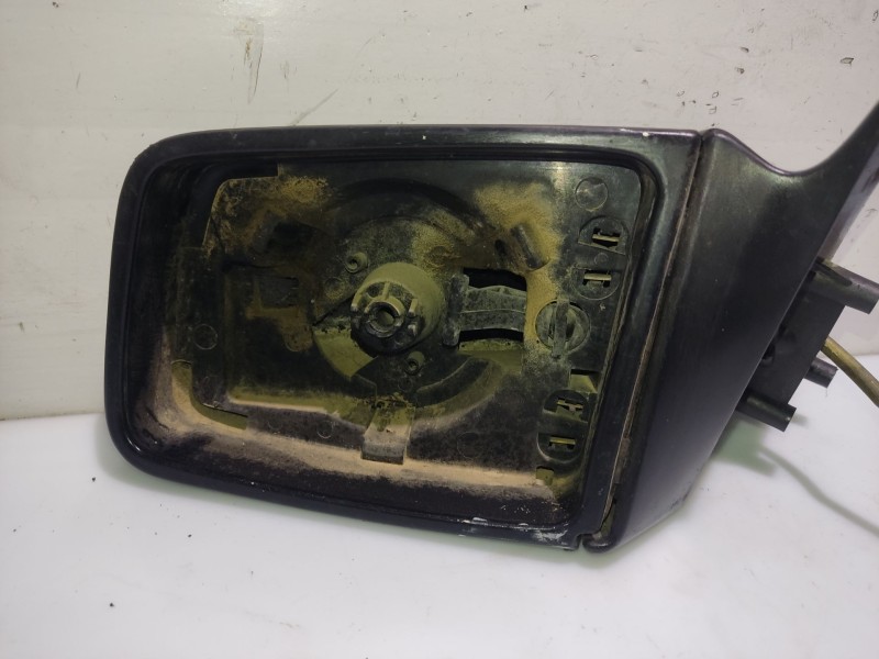 Recambio de retrovisor izquierdo para opel astra f berlina 1.6 cat referencia OEM IAM 1428073  