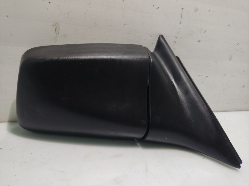 Recambio de retrovisor derecho para opel astra f berlina 1.6 cat referencia OEM IAM 1428074  