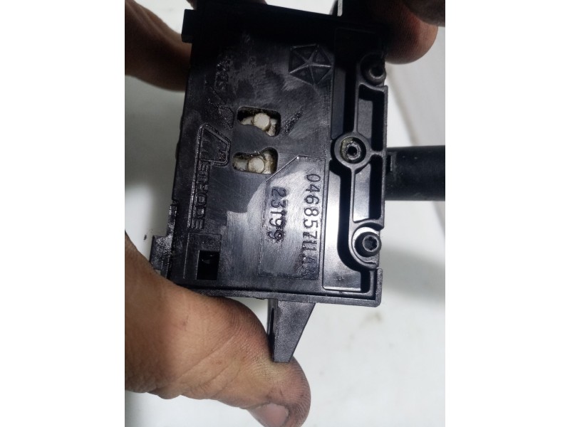 Recambio de mando intermitentes para chrysler grand voyager referencia OEM IAM 04685711AA  