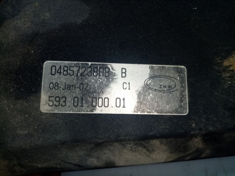 Recambio de faro antiniebla derecho para chrysler grand voyager referencia OEM IAM 04857238AB  