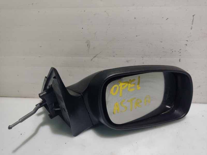 Recambio de retrovisor derecho para opel astra f berlina 1.6 cat referencia OEM IAM 1426388  