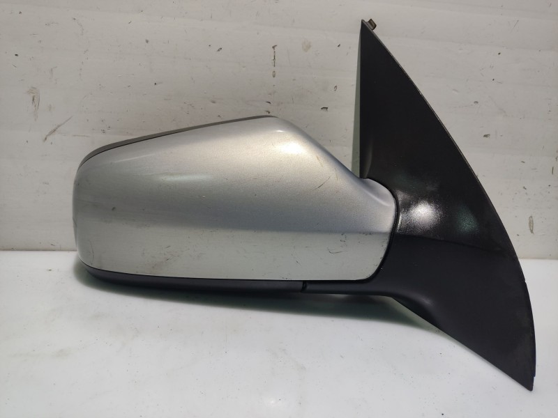 Recambio de retrovisor derecho para opel astra g berlina elegance referencia OEM IAM 6428081  