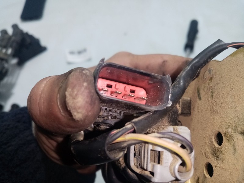 Recambio de cerradura maletero / porton para chrysler grand voyager referencia OEM IAM 5019039AA  