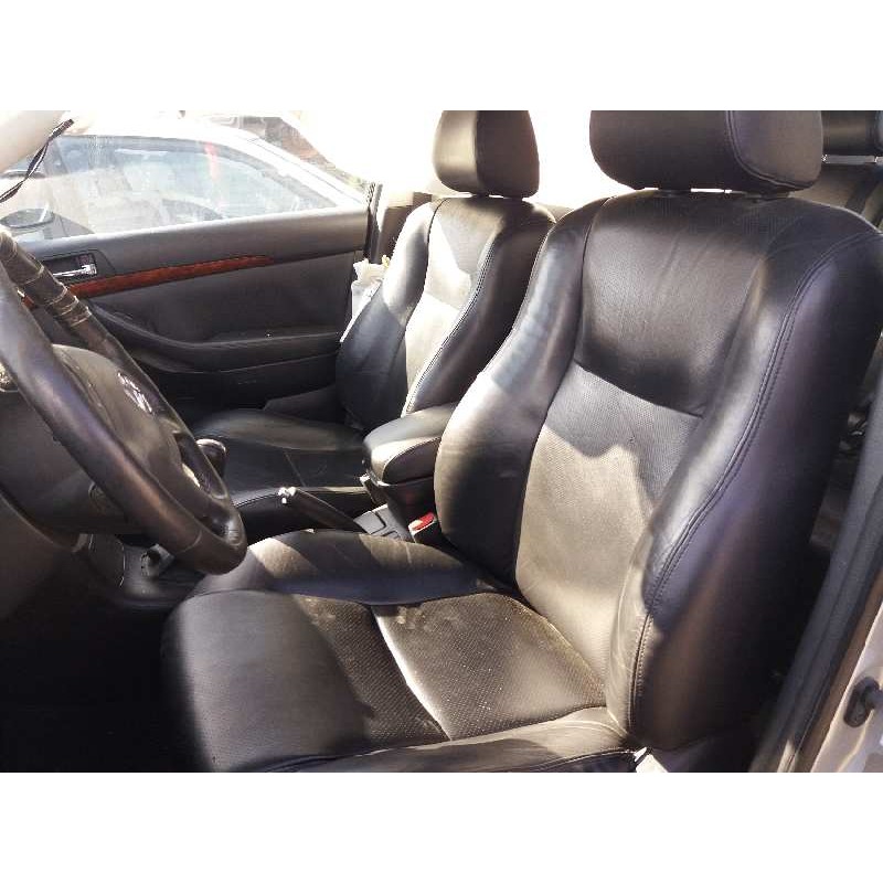 toyota avensis berlina (t25) 2.0 d-cat   |   0.03 - 0.09 | 2003 - 2009 | 116 cv / 85 kw del año 2003