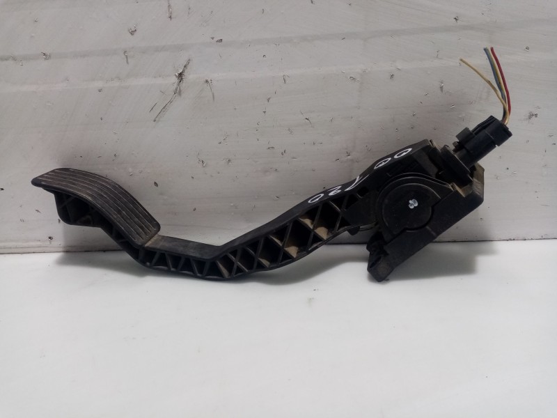 Recambio de pedal acelerador para peugeot 206 sw xs referencia OEM IAM 1601T1 F00C3E2427 0280752237