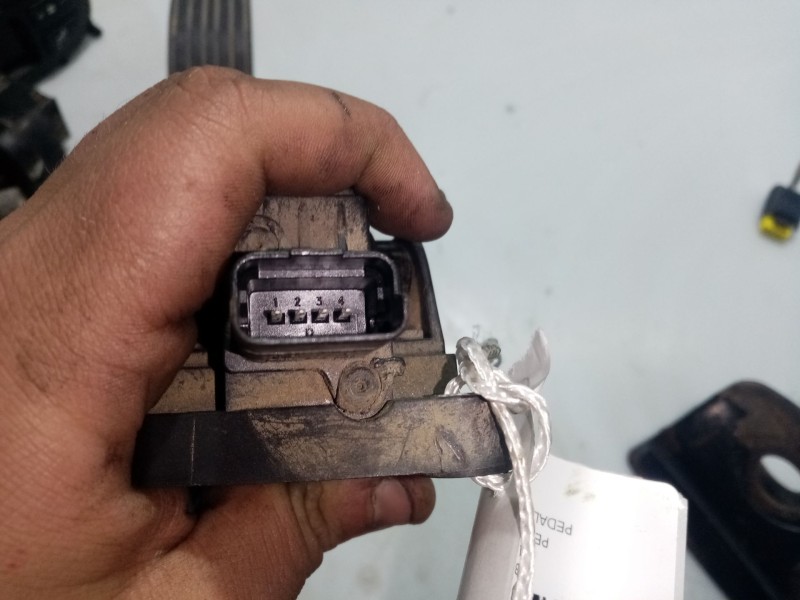 Recambio de pedal acelerador para peugeot 206 sw xs referencia OEM IAM 1601T1 F00C3E2427 0280752237