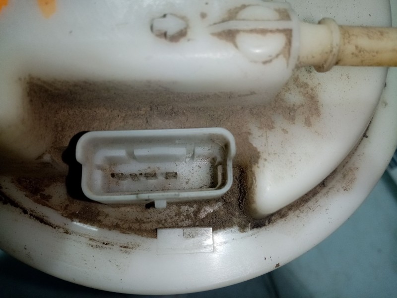 Recambio de aforador para peugeot 206 sw xs referencia OEM IAM 1525F8  