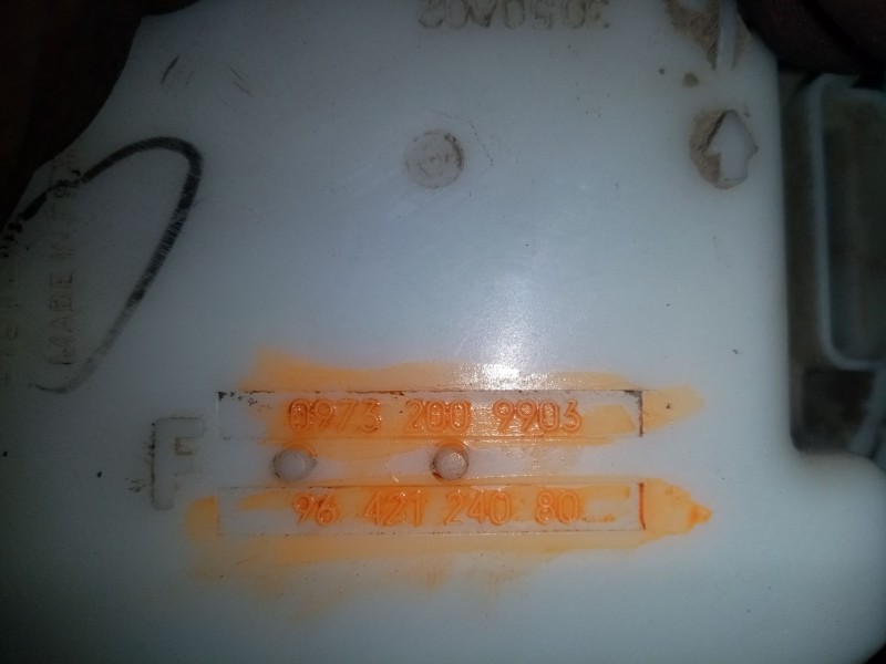 Recambio de aforador para peugeot 206 sw xs referencia OEM IAM 1525F8  