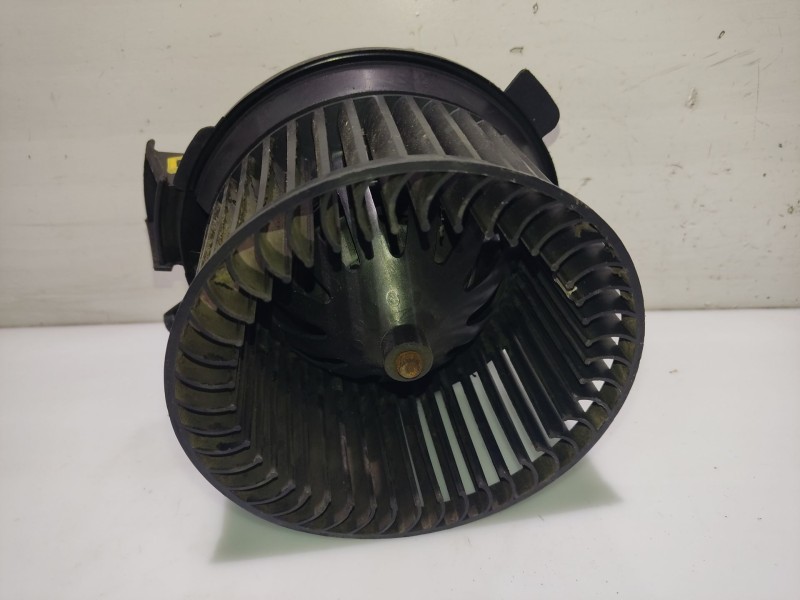 Recambio de ventilador calefaccion para peugeot 206 berlina referencia OEM IAM 6441J9  