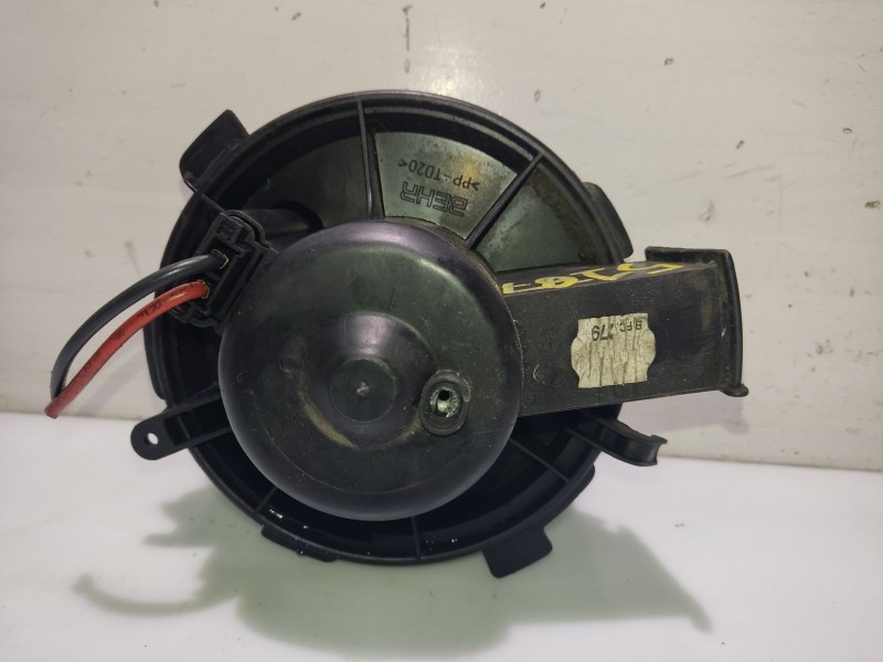 Recambio de ventilador calefaccion para peugeot 206 berlina referencia OEM IAM 6441J9  