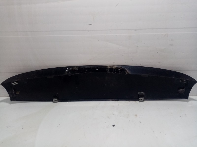 Recambio de aleron trasero para peugeot 206 sw xs referencia OEM IAM 9641543577  