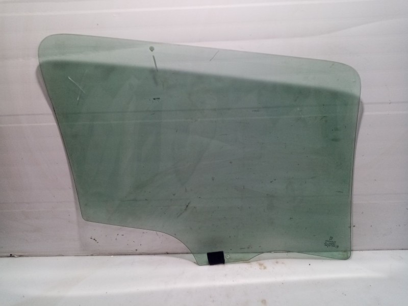 Recambio de luna delantera izquierda para peugeot 206 sw xs referencia OEM IAM 9201J9  