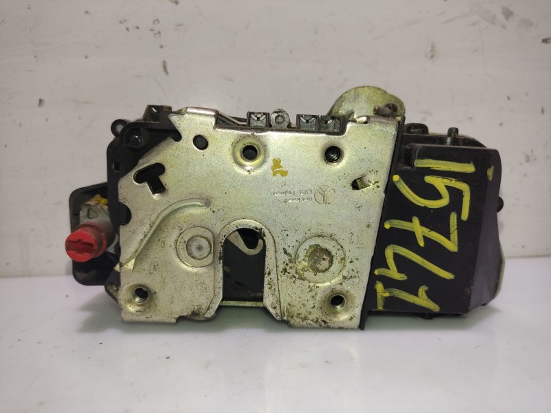 Recambio de cerradura puerta delantera izquierda para peugeot 406 (8b) 1.8 16v referencia OEM IAM 9135H6  