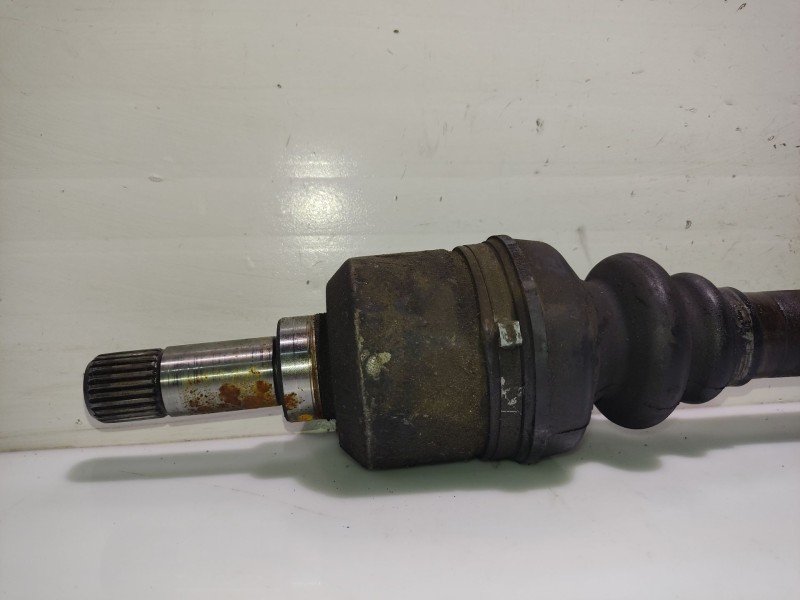 Recambio de transmision delantera izquierda para peugeot 406 (8b) 1.8 16v referencia OEM IAM 3272LW  