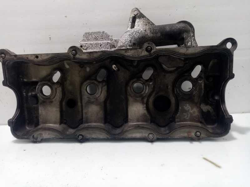 Recambio de tapa balancines para chevrolet lacetti 2.0 diesel cat referencia OEM IAM 96945850  