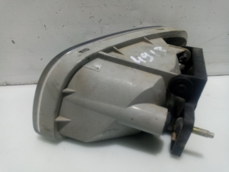 Recambio de faro antiniebla derecho para chevrolet lacetti 2.0 diesel cat referencia OEM IAM 96551092  