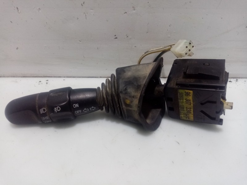 Recambio de mando intermitentes para chevrolet lacetti 2.0 diesel cat referencia OEM IAM 96387324  