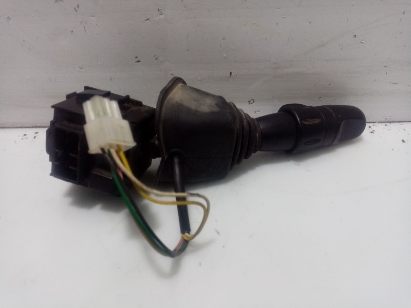 Recambio de mando intermitentes para chevrolet lacetti 2.0 diesel cat referencia OEM IAM 96387324  