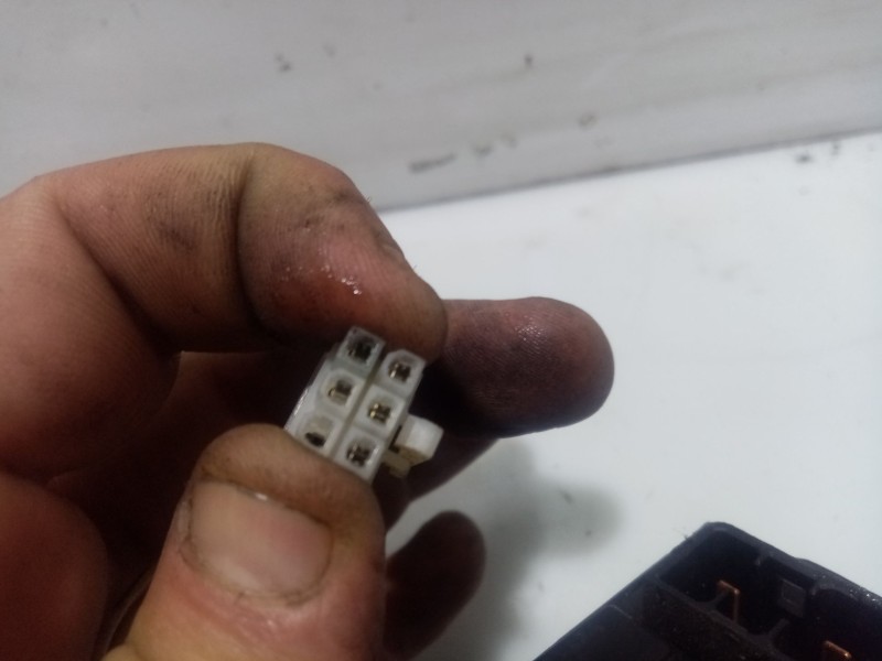 Recambio de mando intermitentes para chevrolet lacetti 2.0 diesel cat referencia OEM IAM 96387324  