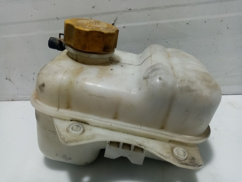 Recambio de deposito expansion para chevrolet lacetti 2.0 diesel cat referencia OEM IAM 96859652  