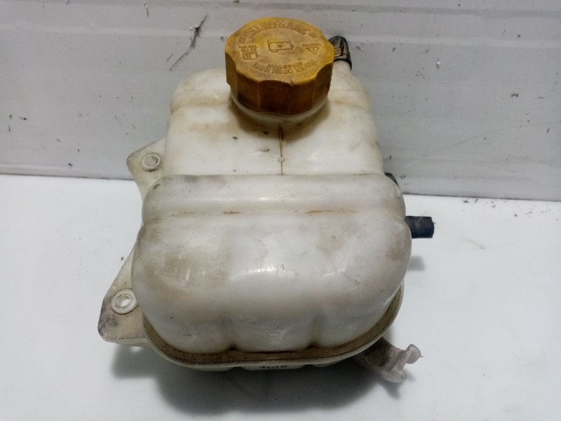 Recambio de deposito expansion para chevrolet lacetti 2.0 diesel cat referencia OEM IAM 96859652  
