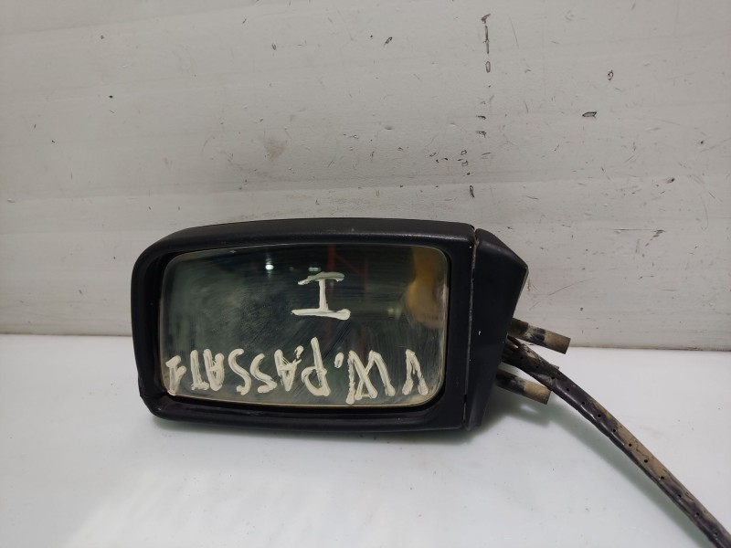 Recambio de retrovisor izquierdo para volkswagen passat b2 (32b) 1.6 referencia OEM IAM 2351143RI  