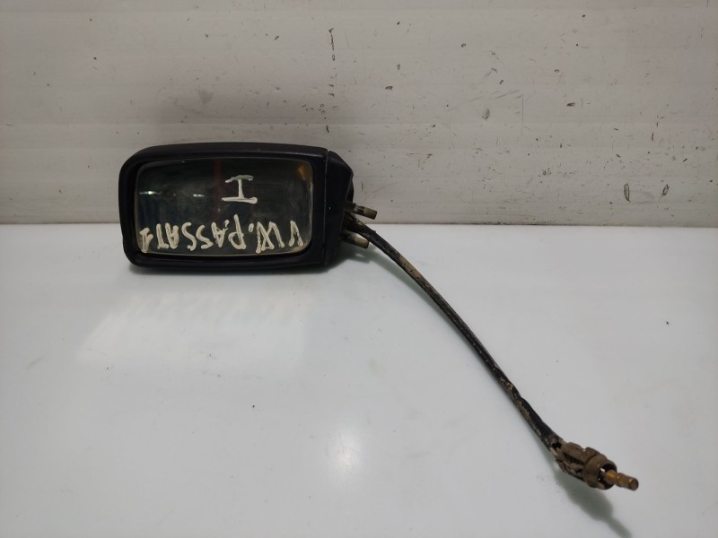 Recambio de retrovisor izquierdo para volkswagen passat b2 (32b) 1.6 referencia OEM IAM 2351143RI  