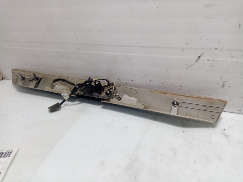 Recambio de moldura para chevrolet lacetti 2.0 diesel cat referencia OEM IAM   