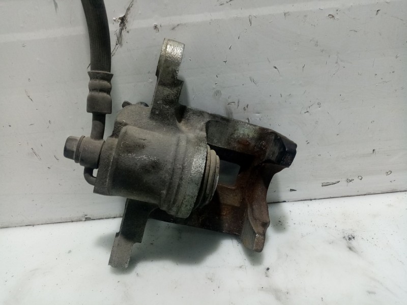Recambio de pinza freno trasera derecha para chevrolet lacetti 2.0 diesel cat referencia OEM IAM 96418880  