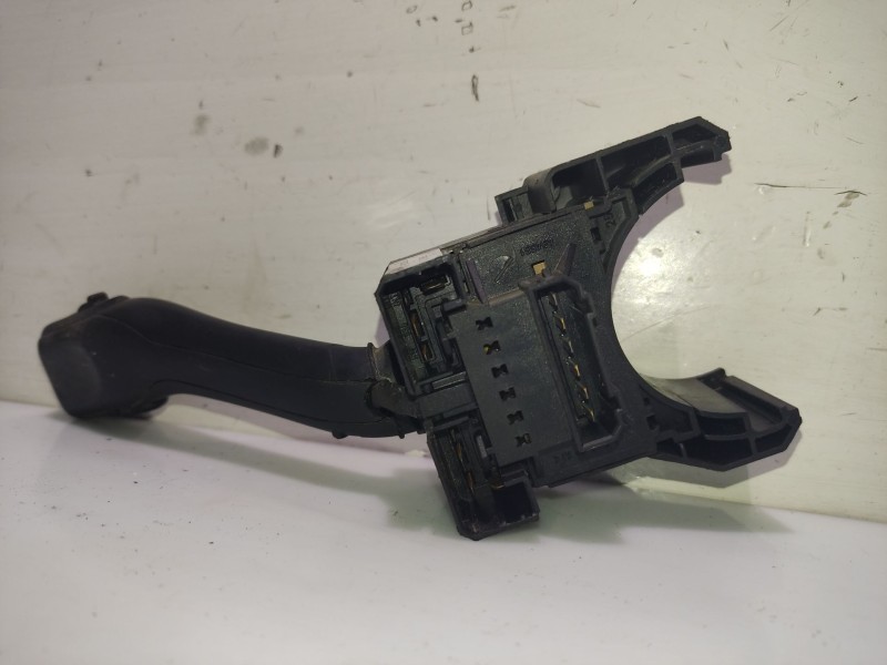 Recambio de mando limpia para volkswagen passat b5.5 (3b3) 1.9 tdi referencia OEM IAM 4B0953503G  