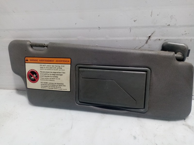 Recambio de parasol derecho para chevrolet lacetti 2.0 diesel cat referencia OEM IAM 96428845  