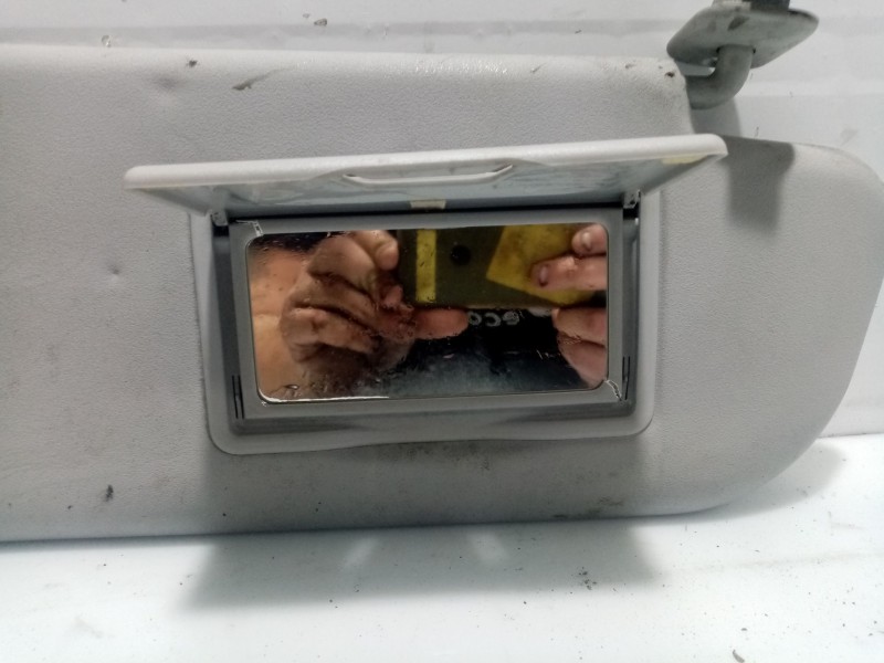 Recambio de parasol derecho para mazda 3 (bk) 1.6 di turbo referencia OEM IAM BR5S6927077  