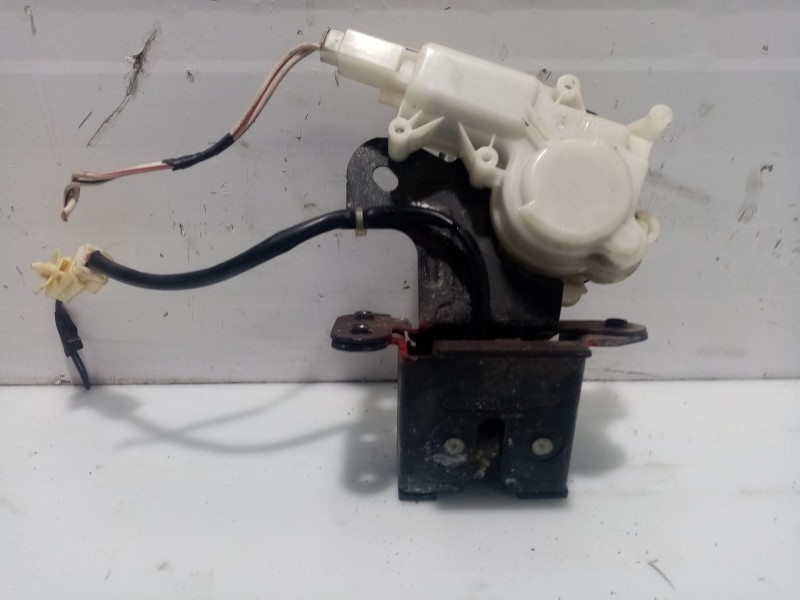 Recambio de cerradura maletero / porton para mazda 3 (bk) 1.6 di turbo referencia OEM IAM BP4L62310D  