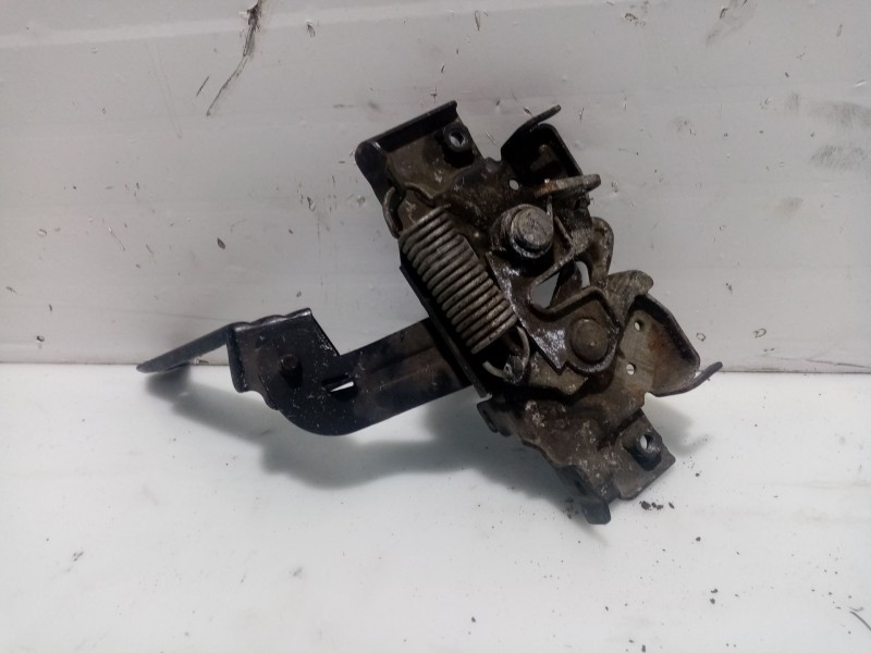 Recambio de cerradura capot para mazda 3 (bk) 1.6 di turbo referencia OEM IAM BP4K5662X  