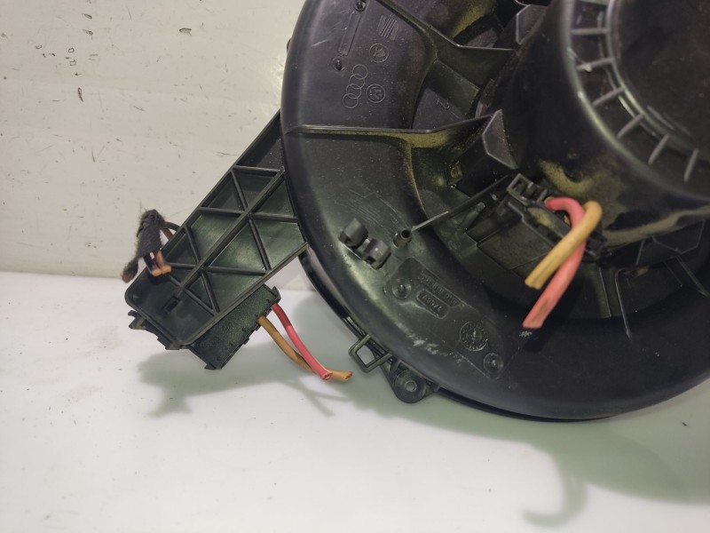 Recambio de ventilador calefaccion para skoda fabia (6y2/6y3) referencia OEM IAM 6Q1820015H  
