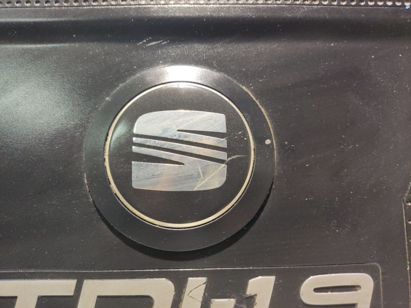 Recambio de tapa motor para seat ibiza ii (6k1) 1.9 tdi referencia OEM IAM 6K0103925B  