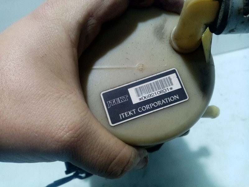 Recambio de bomba direccion para mazda 3 (bk) 1.6 di turbo referencia OEM IAM BR5V32600B  