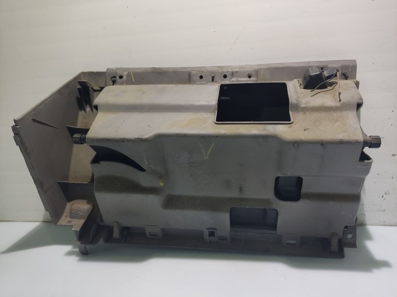 Recambio de guantera para nissan primera berlina (p11) 2.0 turbodiesel cat referencia OEM IAM   