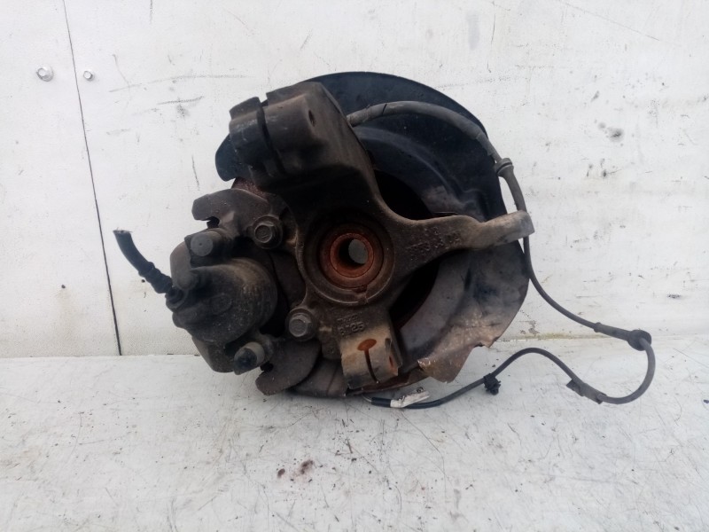 Recambio de mangueta delantera derecha para mazda 3 (bk) 1.6 di turbo referencia OEM IAM BR5S33021  