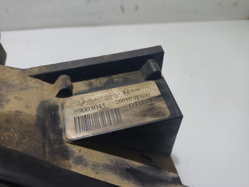 Recambio de faro derecho para nissan primera traveller(wp11e) referencia OEM IAM 260109F600  