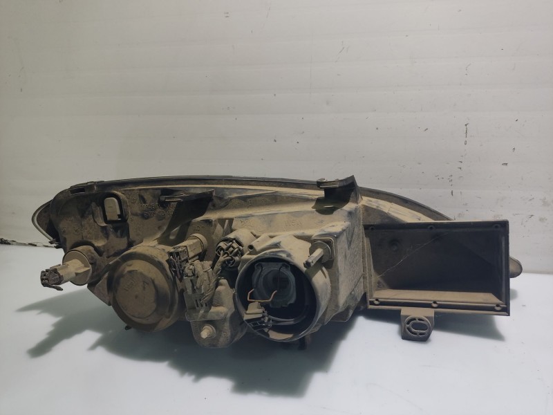 Recambio de faro izquierdo para nissan primera berlina (p11) referencia OEM IAM 260609F602  