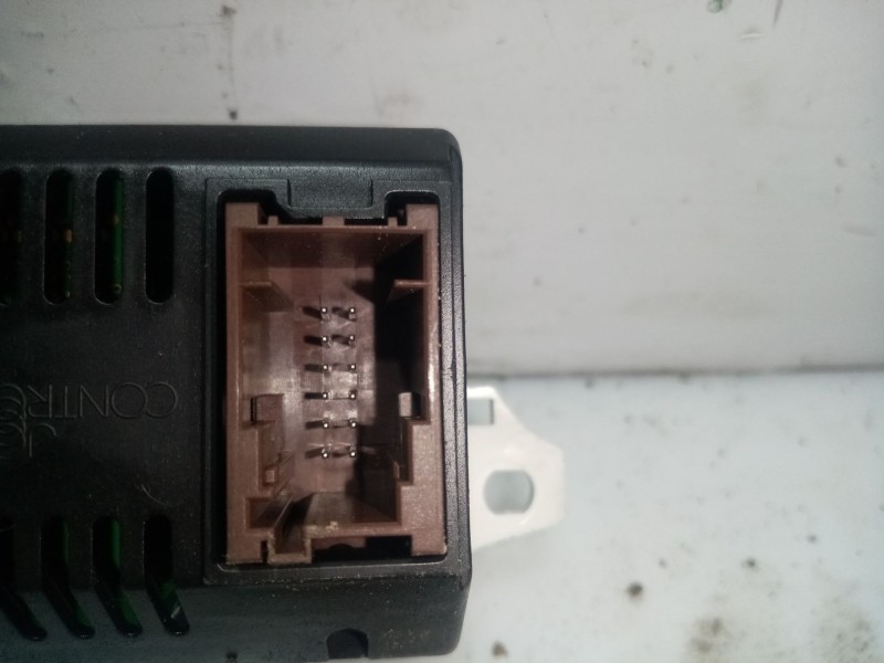 Recambio de pantalla multifuncion para citroën c4 berlina referencia OEM IAM 9659062780  